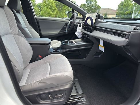 New 2026 Toyota C-HR AWD/4WD image 10