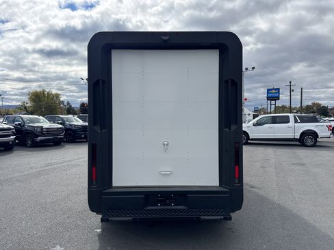 New 2025 Chevrolet Brightdrop 400 w/ Battery Pack, Max Range image 4