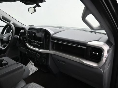 Used 2022 Ford F150 XLT w/ XTR Package AWD/4WD image 8