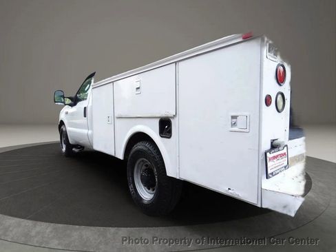 Used 2004 Ford F350 2WD Regular Cab Super Duty image 31