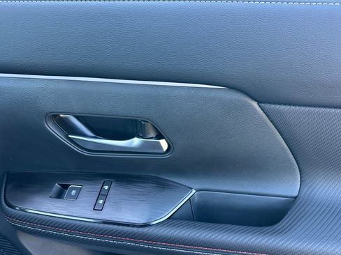 New 2026 Nissan Kicks SR FWD image 21