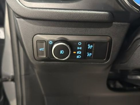 Used 2025 Ford Escape Platinum AWD/4WD image 19