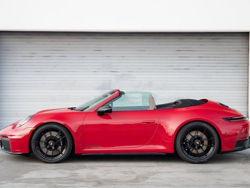 New 2026 Porsche 911 Carrera GTS image 2