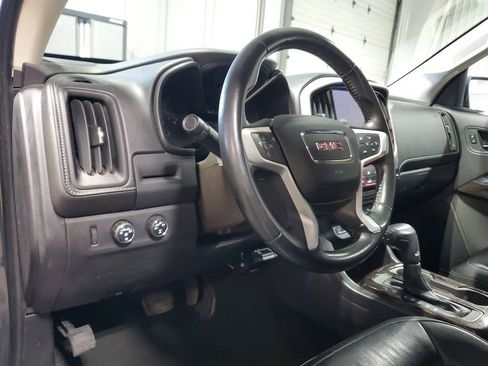 Used 2016 GMC Canyon SLT w/ Driver Alert Package image 14