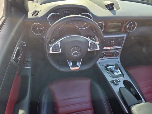 Used 2018 Mercedes-Benz SLC 43 AMG image 8