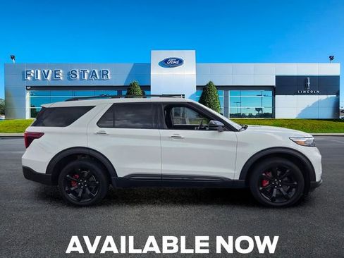 Used 2024 Ford Explorer ST w/ Equipment Group 401A AWD/4WD image 9