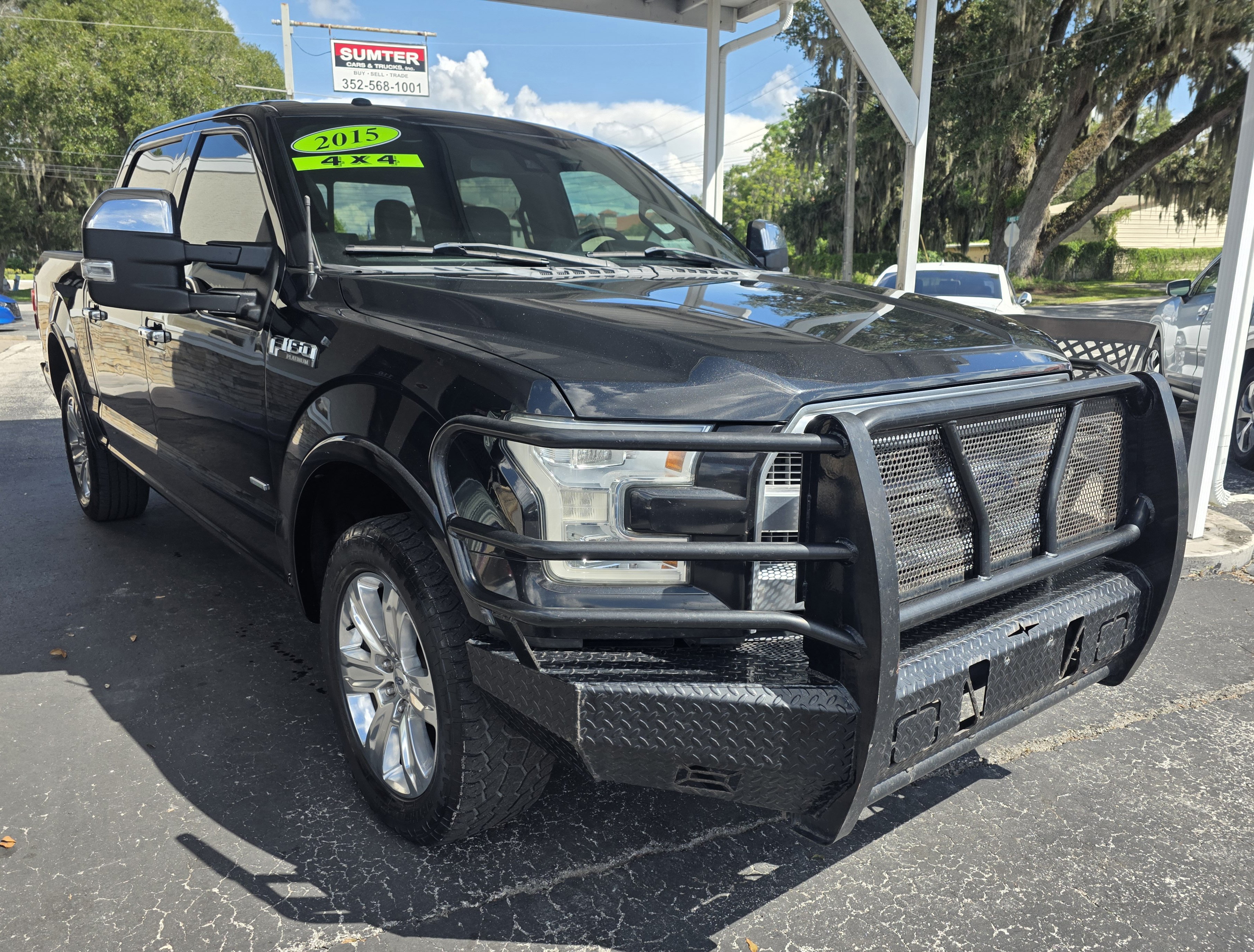 Used 2015 Ford F150 Platinum w/ Equipment Group 701A Luxury AWD/4WD image 9