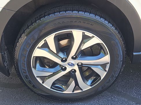 Used 2022 Subaru Outback Limited AWD/4WD image 32