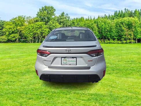 Used 2024 Toyota Corolla XSE FWD image 7
