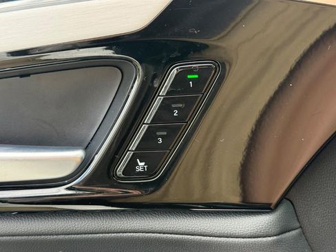 Certified 2025 Acura MDX SH-AWD image 16