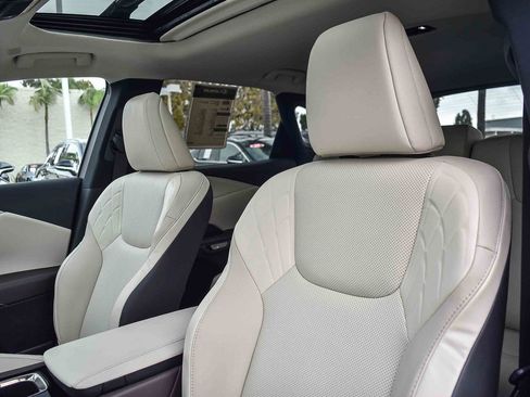 Used 2023 Lexus RX 350 FWD image 25