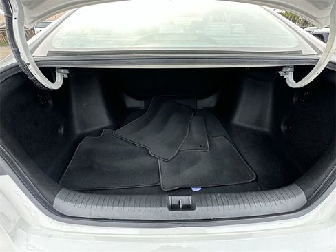 Certified 2024 Honda Accord EX image 33