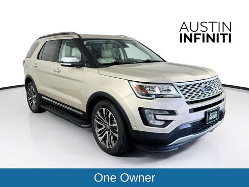 Used 2017 Ford Explorer Platinum AWD/4WD image 1