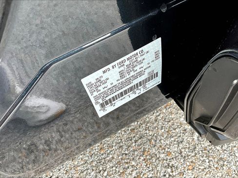 Used 2024 Ford Edge ST image 36