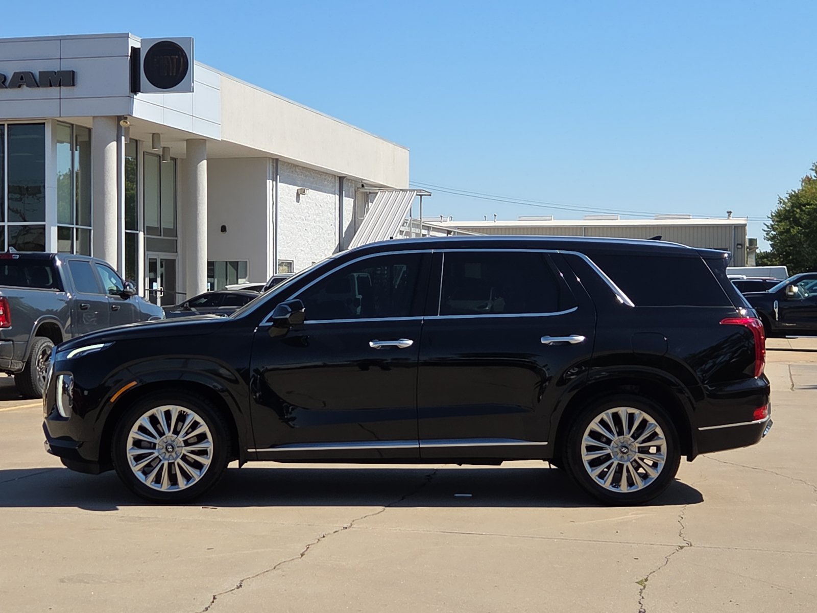 Used 2020 Hyundai Palisade Limited AWD/4WD image 3