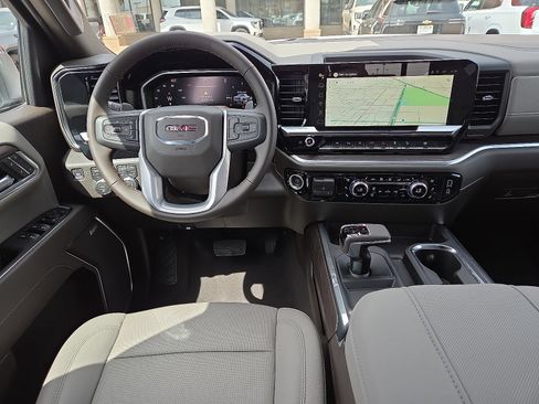 New 2026 GMC Sierra 1500 SLT AWD/4WD image 10