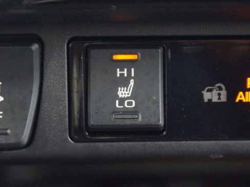 Used 2025 Toyota RAV4 XLE Premium AWD/4WD image 8
