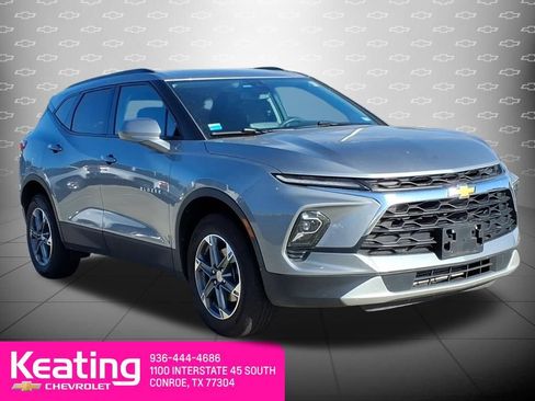 Used 2023 Chevrolet Blazer LT w/ Convenience Package FWD image 3