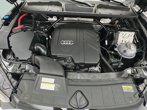 Used 2024 Audi Q5 2.0T Premium Plus AWD/4WD image 24