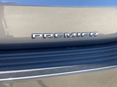 Used 2021 Chevrolet Tahoe Premier AWD/4WD image 7