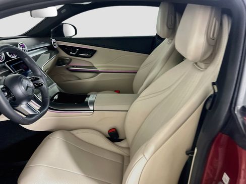 Used 2024 Mercedes-Benz CLE 300 4MATIC Coupe image 13