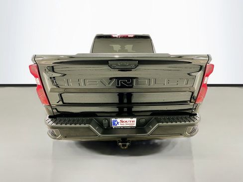 Used 2024 Chevrolet Silverado 1500 Custom AWD/4WD image 6