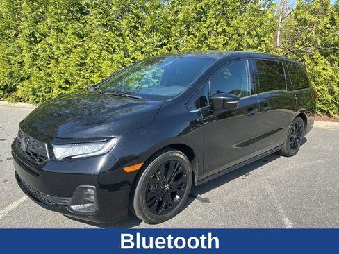 Used 2025 Honda Odyssey Sport-L image 11