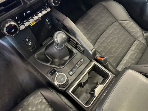 Certified 2025 Toyota Tacoma TRD Off-Road w/ TRD Off Road Premium Package image 19