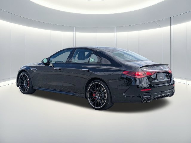 Used 2026 Mercedes-Benz E 53 AMG e 4MATIC Sedan image 4