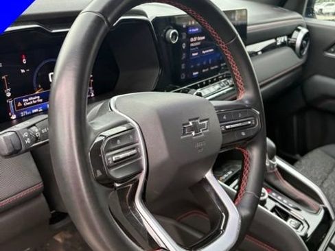 Used 2023 Chevrolet Colorado Z71 w/ Z71 Convenience Package 2 AWD/4WD image 17