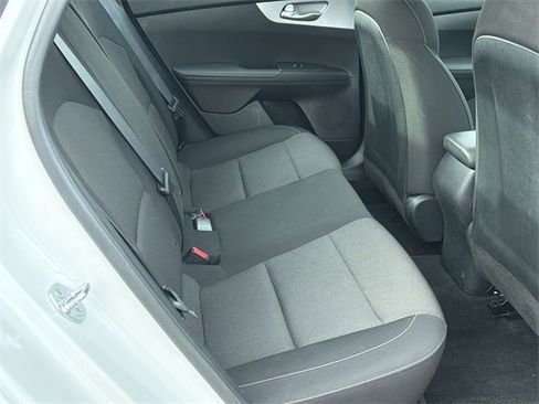 Used 2024 Kia Forte LXS image 38