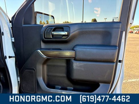 Used 2019 GMC Sierra 1500 SLT w/ X31 Off-Road Package image 22