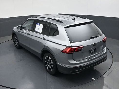 Used 2023 Volkswagen Tiguan S image 31