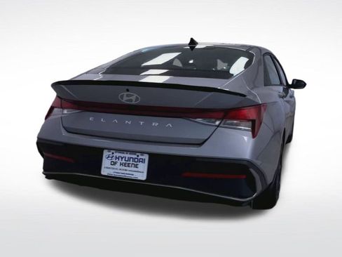 New 2026 Hyundai Elantra Sport FWD image 17