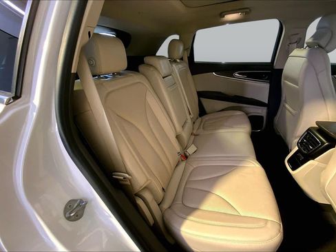 Used 2019 Lincoln Nautilus Reserve AWD/4WD image 20