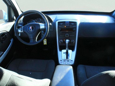 Used 2009 Pontiac Torrent Base 4dr SUV image 7