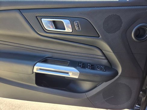 Used 2025 Ford Mustang Premium RWD image 21