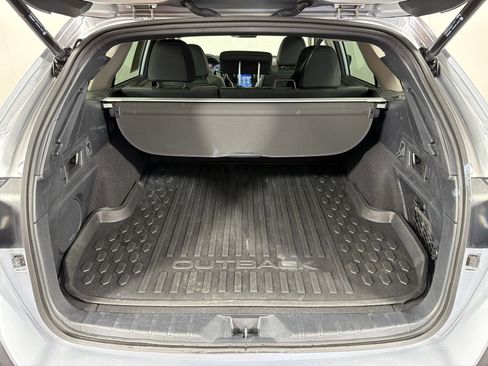 Used 2025 Subaru Outback Onyx Edition AWD/4WD image 19