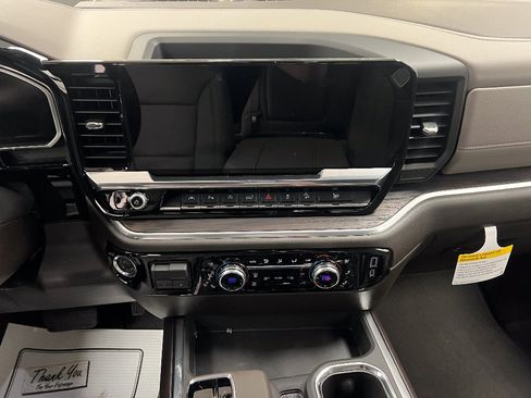 New 2026 GMC Sierra 1500 SLT AWD/4WD image 9