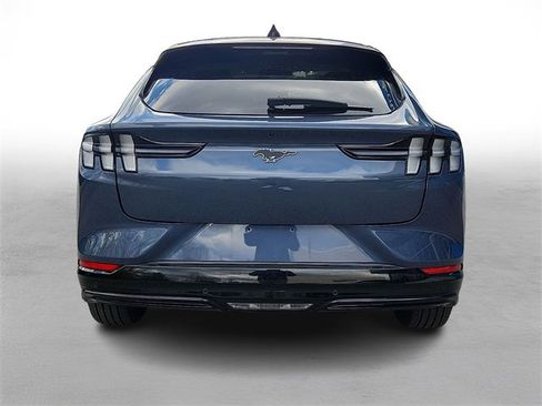 Used 2021 Ford Mustang Mach-E Premium image 5