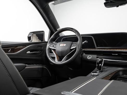 Used 2022 Cadillac Escalade Sport Platinum image 54