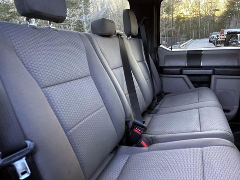 Used 2020 Ford F250 XLT w/ Snow Plow Prep Package image 15