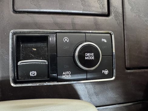 Used 2018 Lincoln Navigator Reserve w/ Technology Package image 23