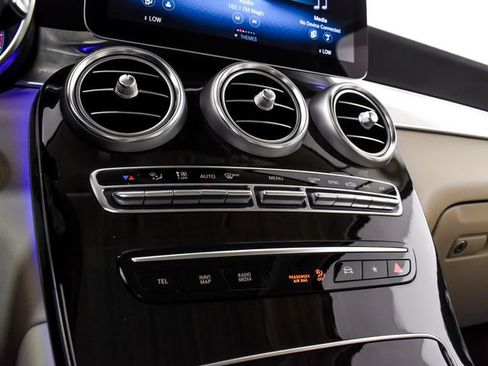 Certified 2022 Mercedes-Benz GLC 300 w/ Premium Package Lite image 26