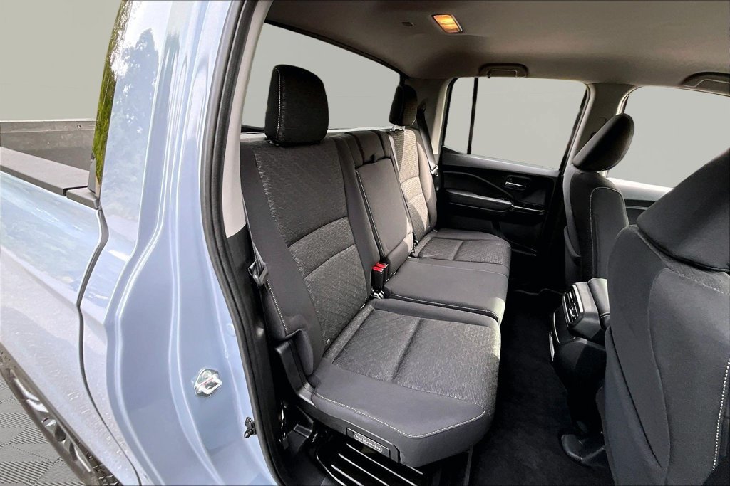 Used 2024 Honda Ridgeline Sport image 17