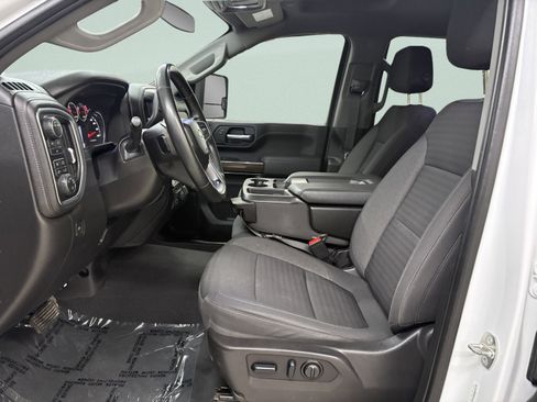 Used 2023 Chevrolet Silverado 2500 LT w/ Convenience Package image 11