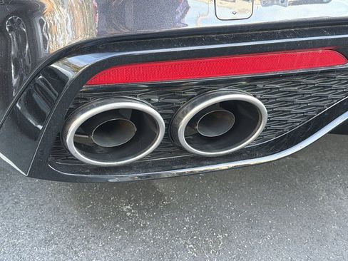 Used 2023 Kia Stinger GT-Line image 8