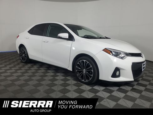 Used 2015 Toyota Corolla LE image 1