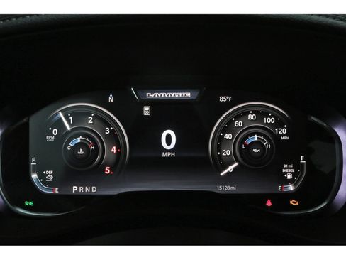Used 2025 RAM 3500 Laramie AWD/4WD image 16