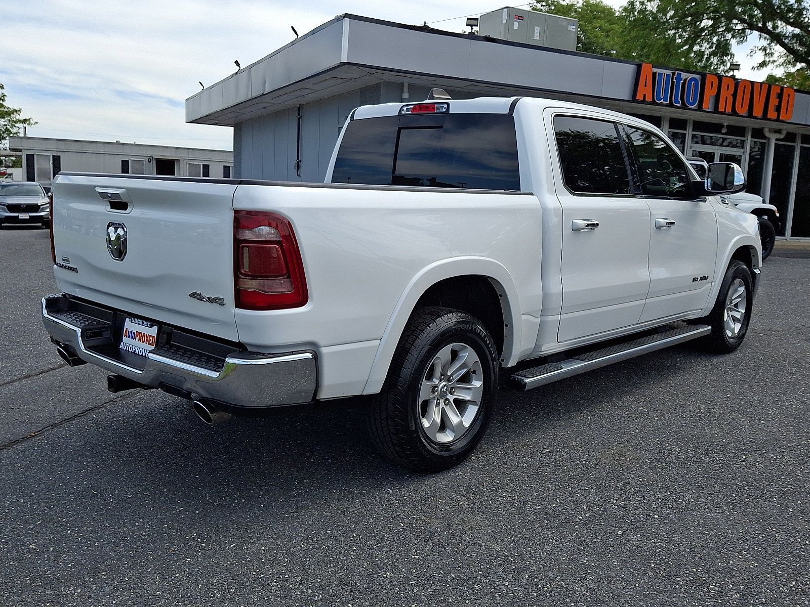 Used 2022 RAM 1500 Laramie AWD/4WD image 6